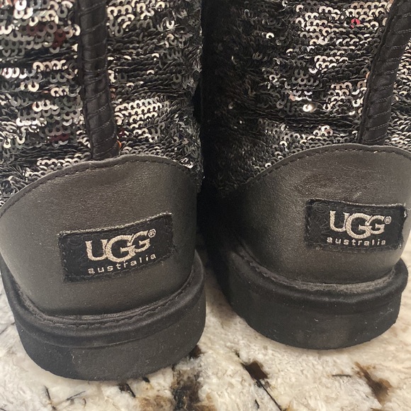 Women’s Black Sequin UGG - Picture 2 of 3